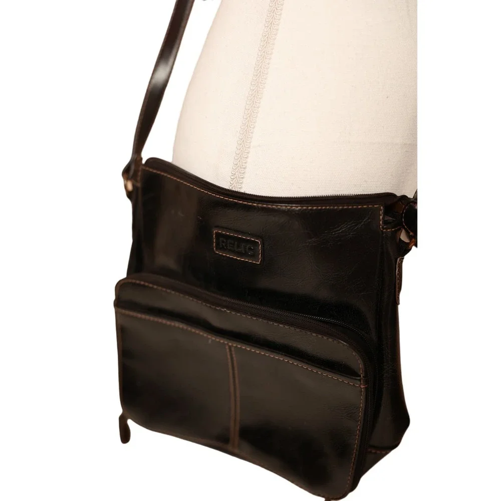Relic Crossbody Handbag‎ Black Leather Adjustable Strap 9 x 9 x 4